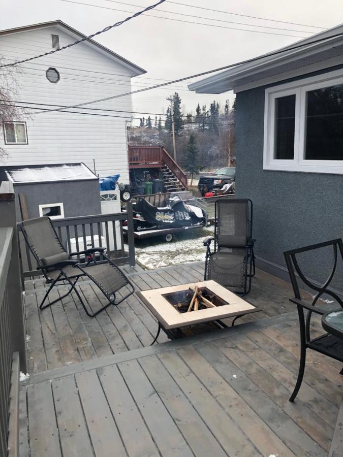 Polar Nights Bed & Breakfast Yellowknife Bagian luar foto