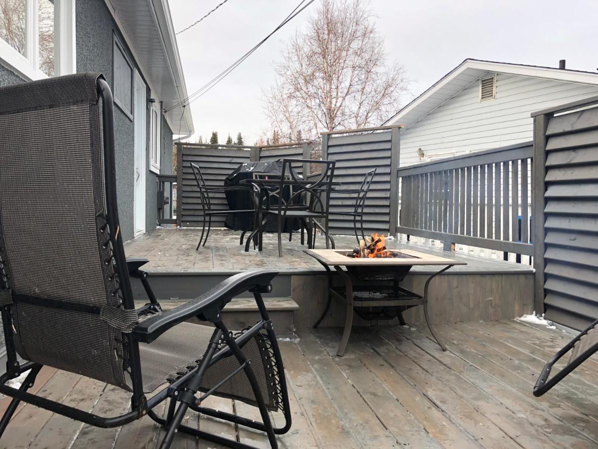 Polar Nights Bed & Breakfast Yellowknife Bagian luar foto