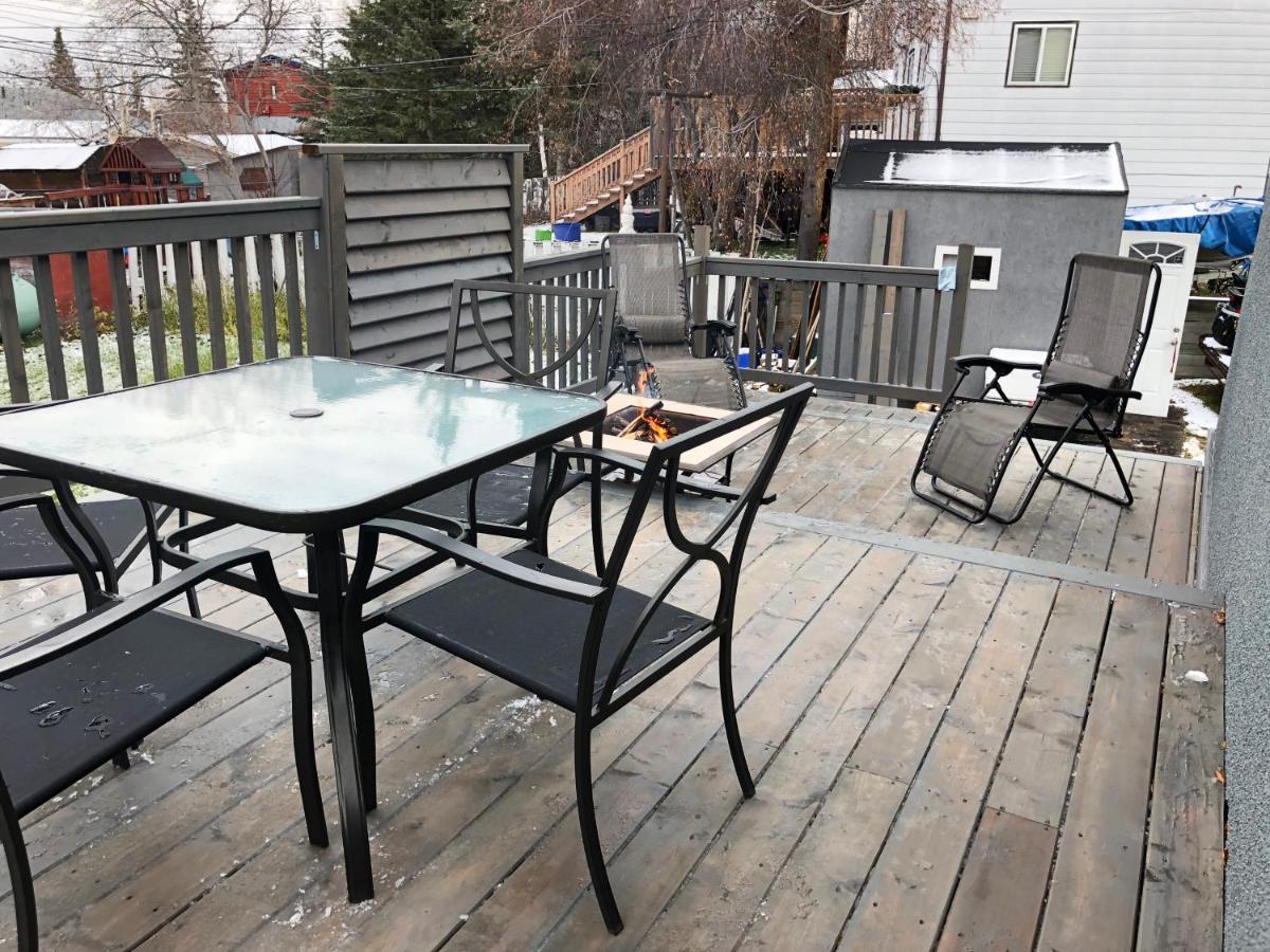 Polar Nights Bed & Breakfast Yellowknife Bagian luar foto